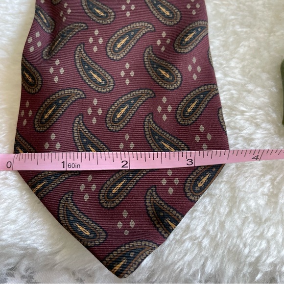 Joseph Abboud Traditional Width Burgundy Paisley Print Tie - Picture 7 of 7